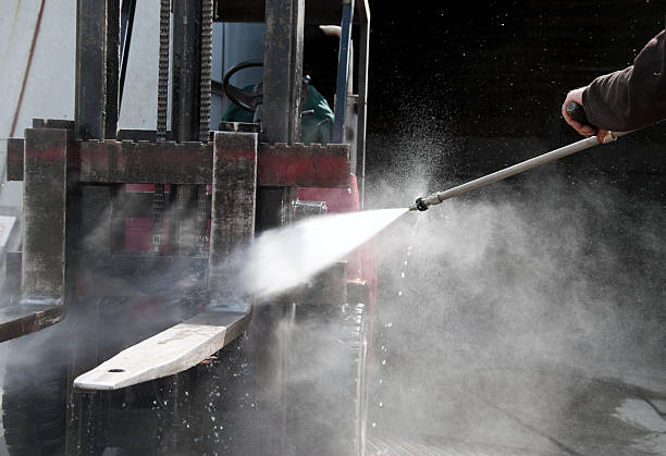 Best Spring Cleaning  in Laconia, NH